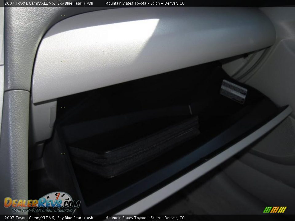 2007 Toyota Camry XLE V6 Sky Blue Pearl / Ash Photo #21