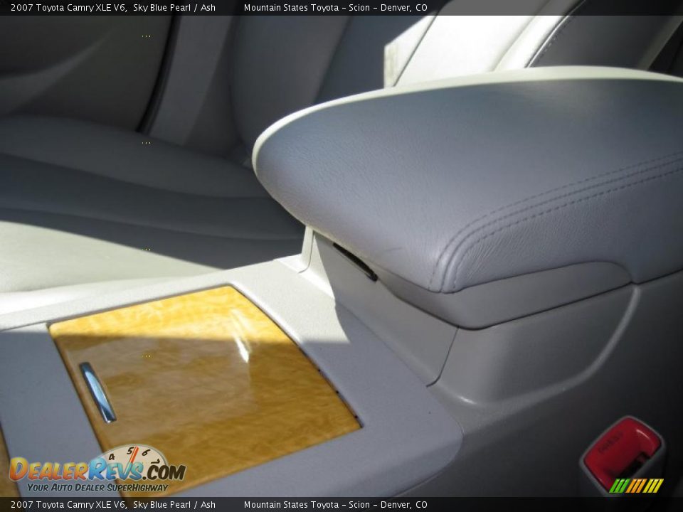 2007 Toyota Camry XLE V6 Sky Blue Pearl / Ash Photo #22