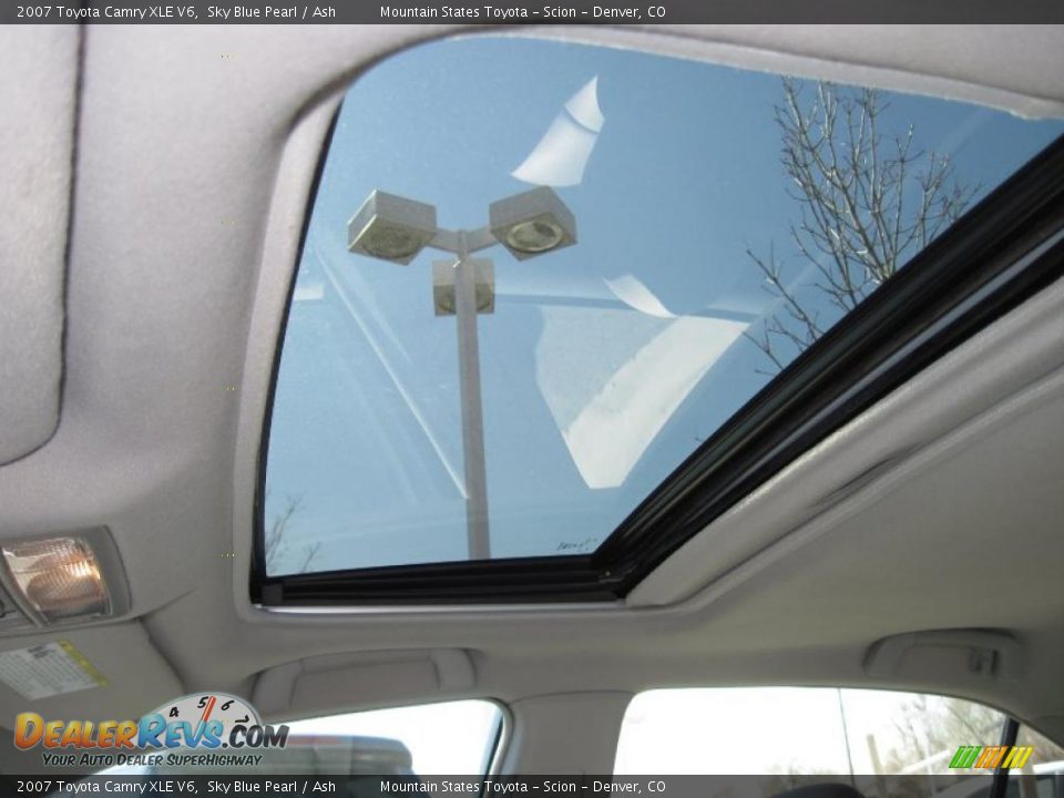 2007 Toyota Camry XLE V6 Sky Blue Pearl / Ash Photo #23