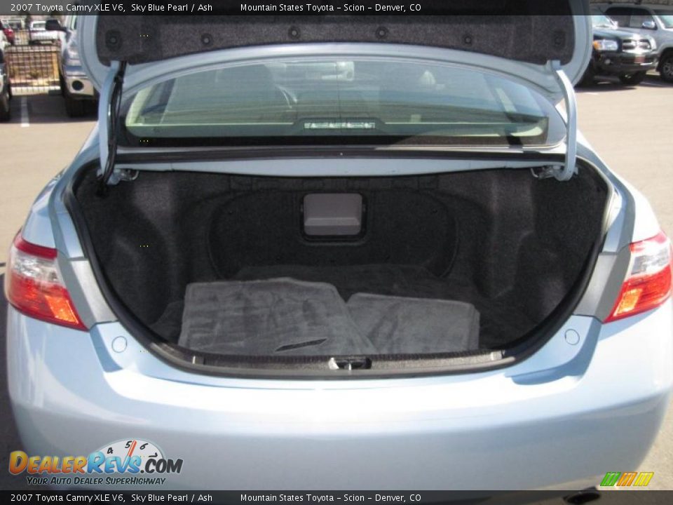2007 Toyota Camry XLE V6 Sky Blue Pearl / Ash Photo #27