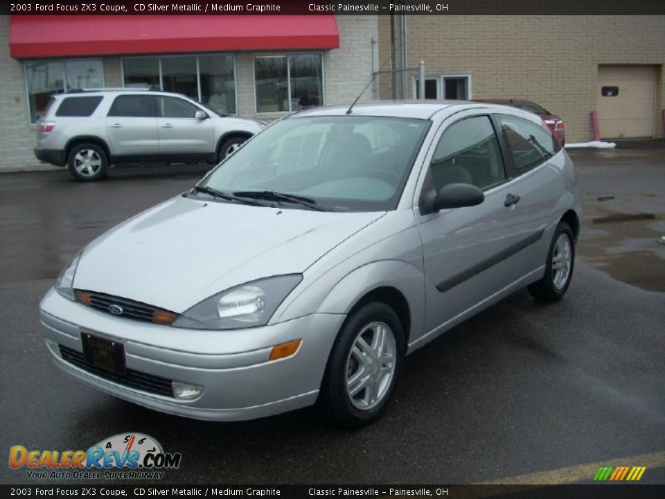 2003 Ford Focus ZX3 Coupe CD Silver Metallic / Medium Graphite Photo #3