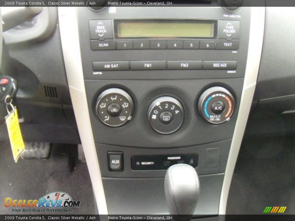2009 Toyota Corolla S Classic Silver Metallic / Ash Photo #20