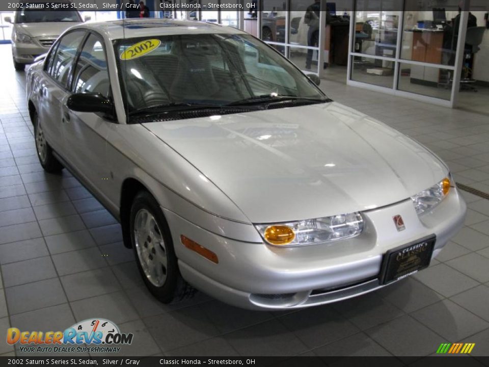 2002 Saturn S Series SL Sedan Silver / Gray Photo #1