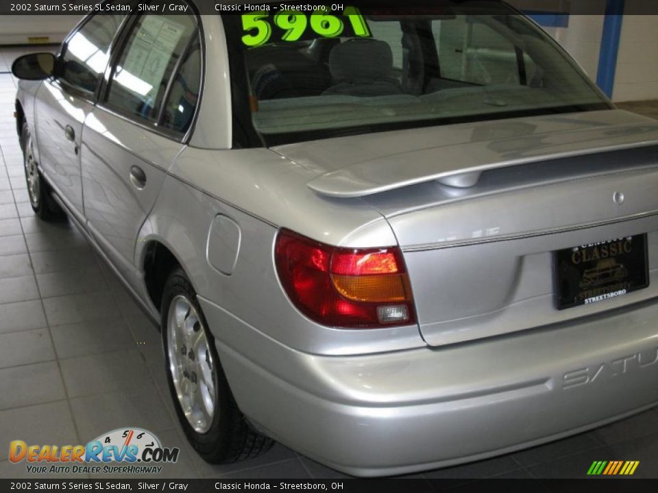 2002 Saturn S Series SL Sedan Silver / Gray Photo #7