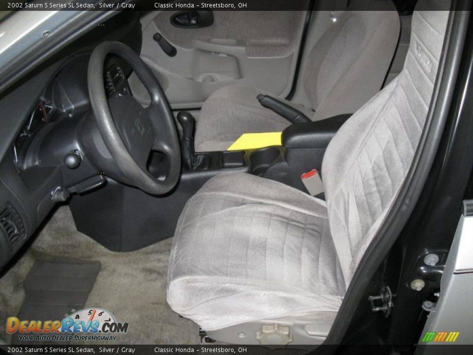 2002 Saturn S Series SL Sedan Silver / Gray Photo #12