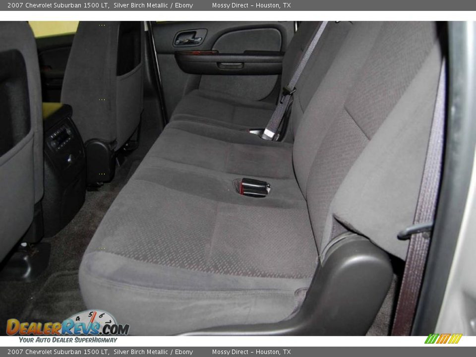 2007 Chevrolet Suburban 1500 LT Silver Birch Metallic / Ebony Photo #19
