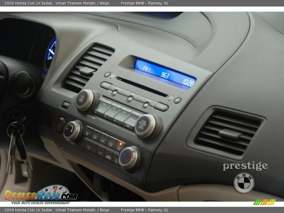 2009 Honda Civic LX Sedan Urban Titanium Metallic / Beige Photo #15