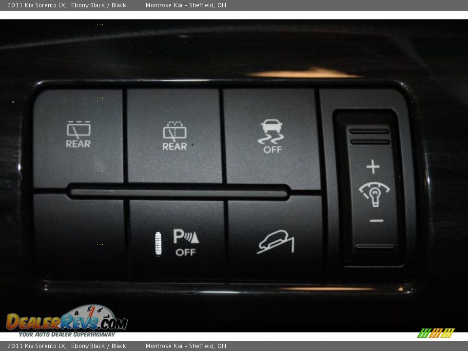 2011 Kia Sorento LX Ebony Black / Black Photo #32