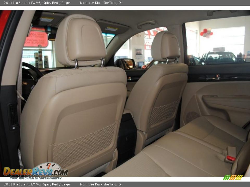 2011 Kia Sorento EX V6 Spicy Red / Beige Photo #18