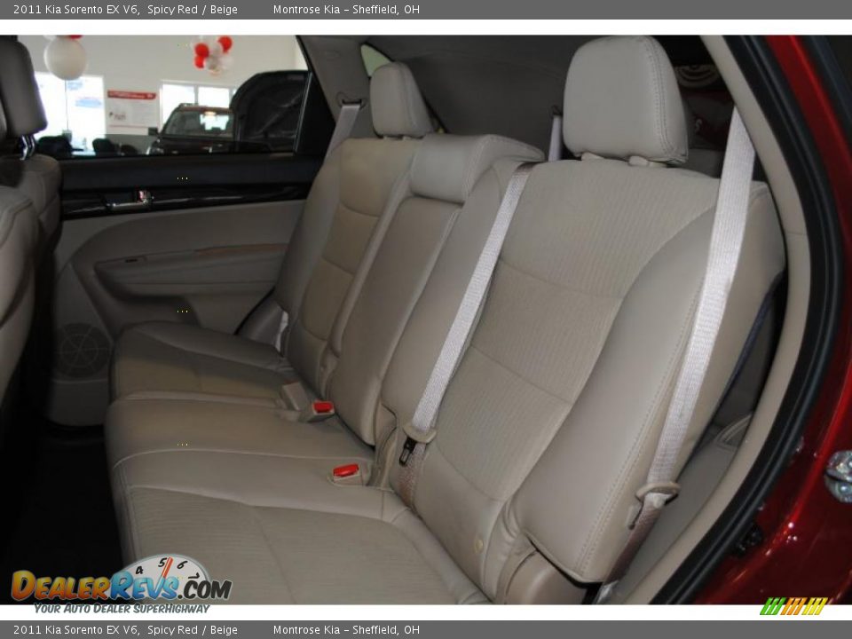 2011 Kia Sorento EX V6 Spicy Red / Beige Photo #19
