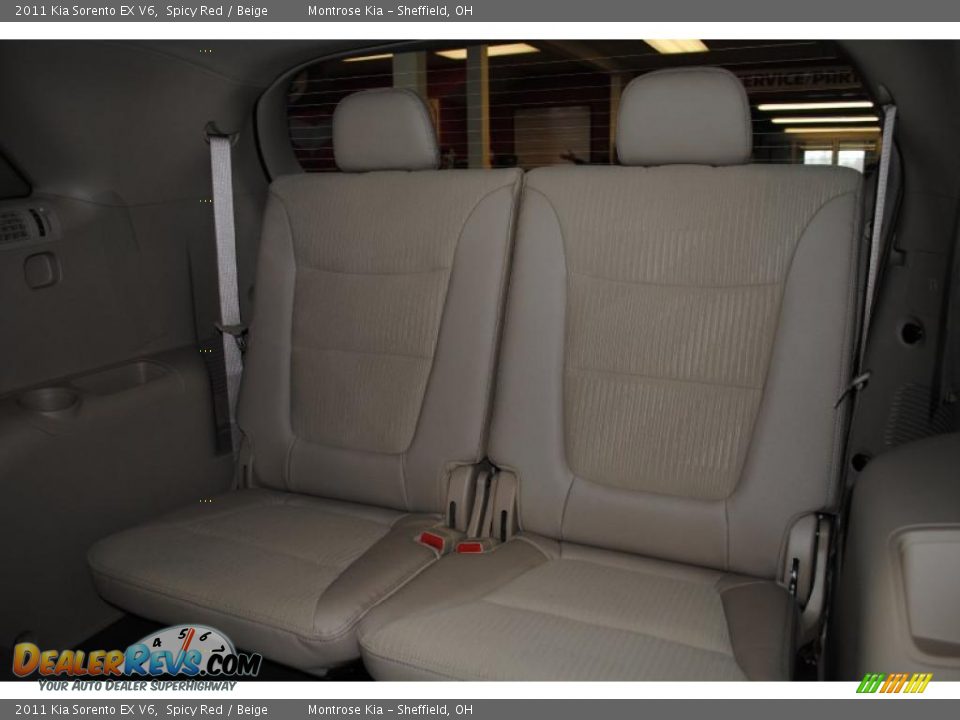 2011 Kia Sorento EX V6 Spicy Red / Beige Photo #20