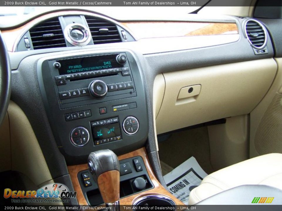 2009 Buick Enclave CXL Gold Mist Metallic / Cocoa/Cashmere Photo #22