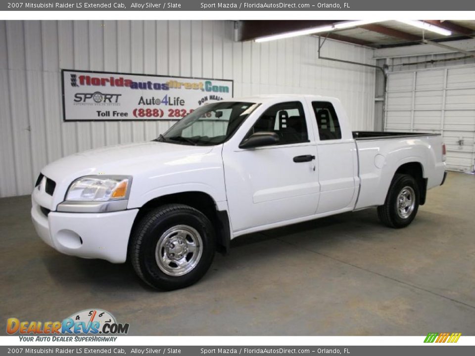 2007 Mitsubishi Raider LS Extended Cab Alloy Silver / Slate Photo #8