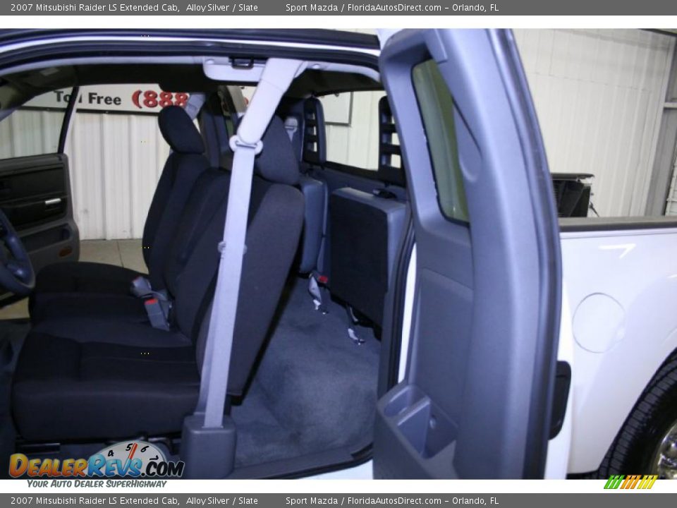 2007 Mitsubishi Raider LS Extended Cab Alloy Silver / Slate Photo #13