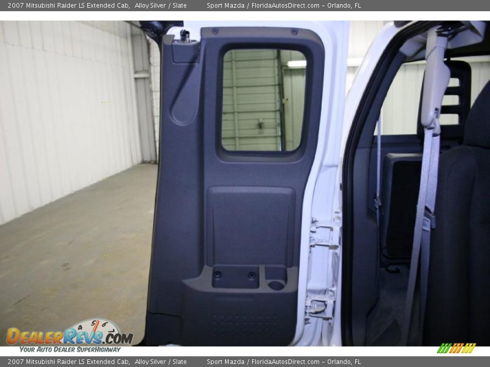 2007 Mitsubishi Raider LS Extended Cab Alloy Silver / Slate Photo #22