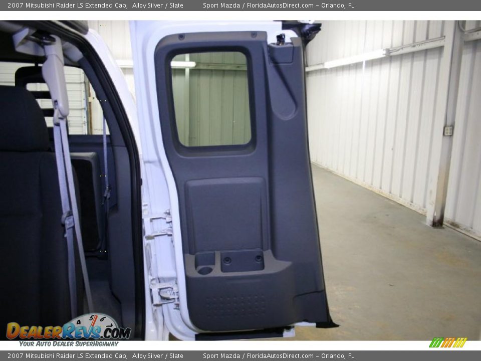 2007 Mitsubishi Raider LS Extended Cab Alloy Silver / Slate Photo #23