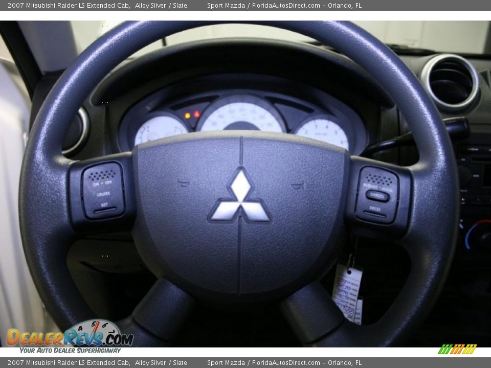 2007 Mitsubishi Raider LS Extended Cab Alloy Silver / Slate Photo #34