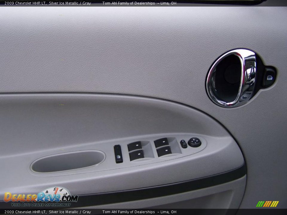 2009 Chevrolet HHR LT Silver Ice Metallic / Gray Photo #10