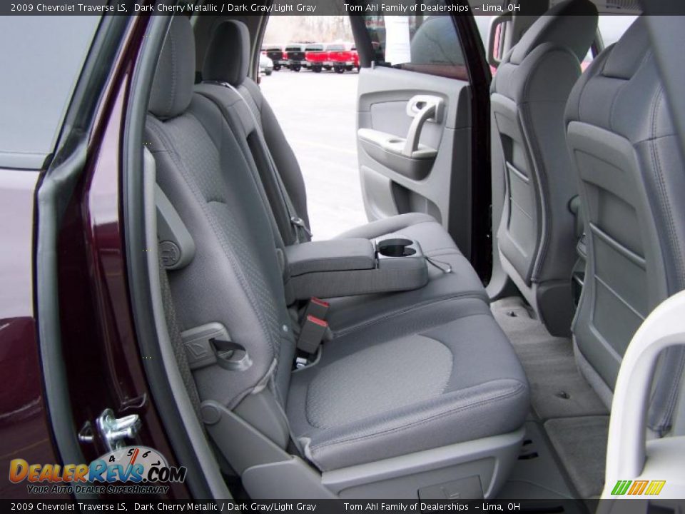 2009 Chevrolet Traverse LS Dark Cherry Metallic / Dark Gray/Light Gray Photo #13