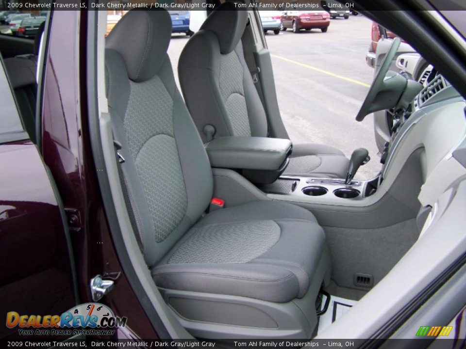 2009 Chevrolet Traverse LS Dark Cherry Metallic / Dark Gray/Light Gray Photo #14
