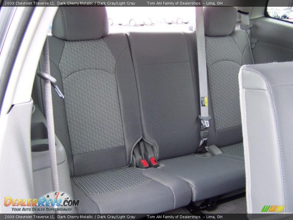 2009 Chevrolet Traverse LS Dark Cherry Metallic / Dark Gray/Light Gray Photo #15