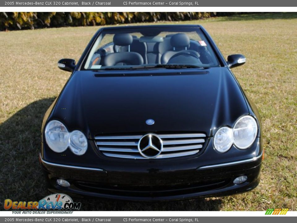 2005 Mercedes-Benz CLK 320 Cabriolet Black / Charcoal Photo #10