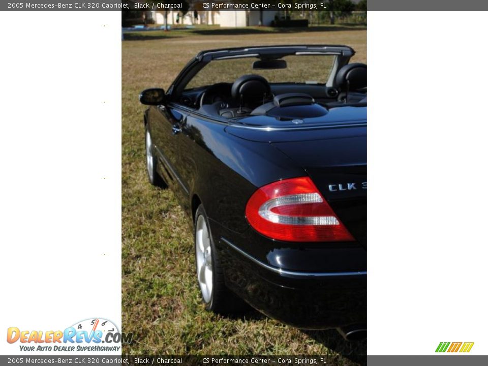 2005 Mercedes-Benz CLK 320 Cabriolet Black / Charcoal Photo #13