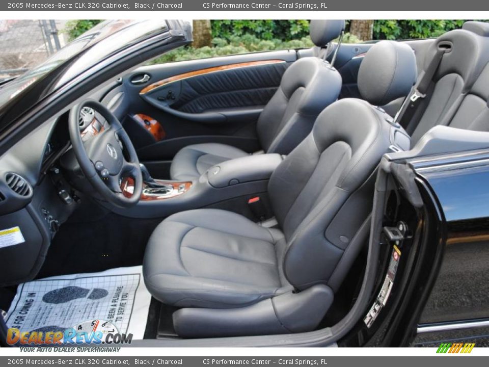 2005 Mercedes-Benz CLK 320 Cabriolet Black / Charcoal Photo #18