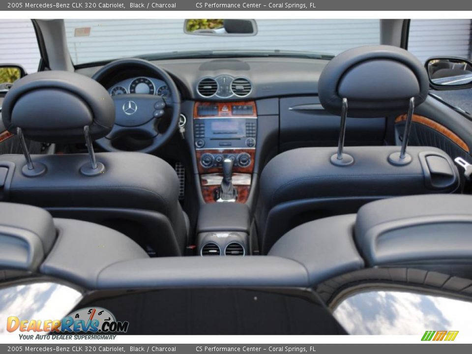 2005 Mercedes-Benz CLK 320 Cabriolet Black / Charcoal Photo #22