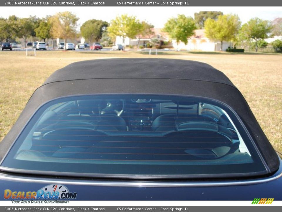 2005 Mercedes-Benz CLK 320 Cabriolet Black / Charcoal Photo #30