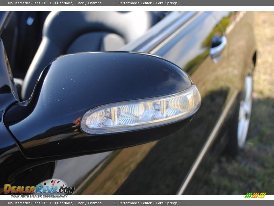 2005 Mercedes-Benz CLK 320 Cabriolet Black / Charcoal Photo #36