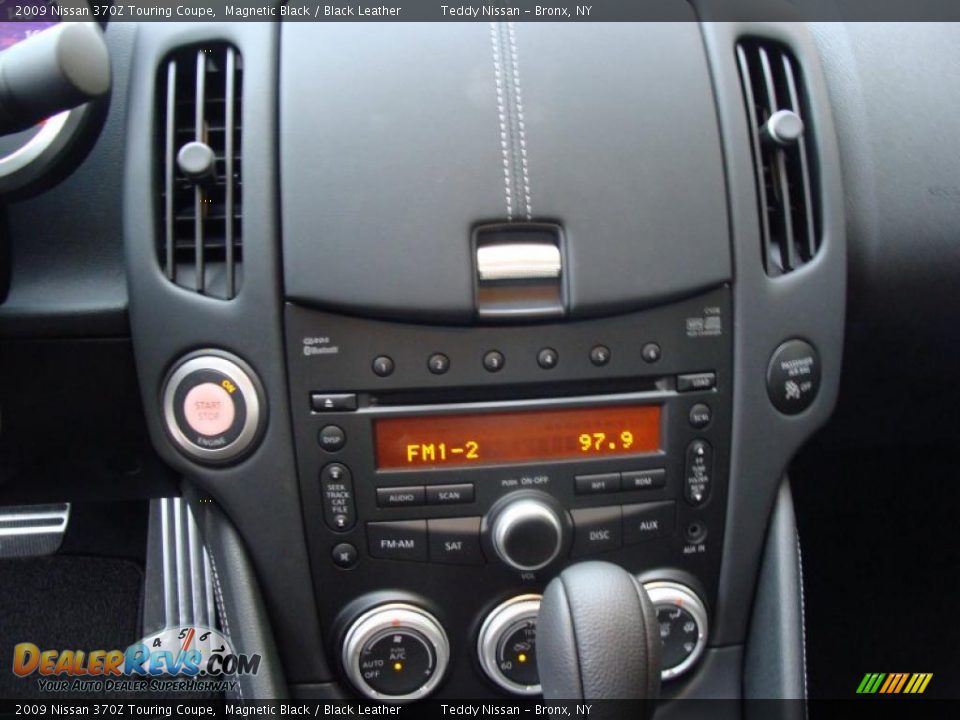 2009 Nissan 370Z Touring Coupe Magnetic Black / Black Leather Photo #20