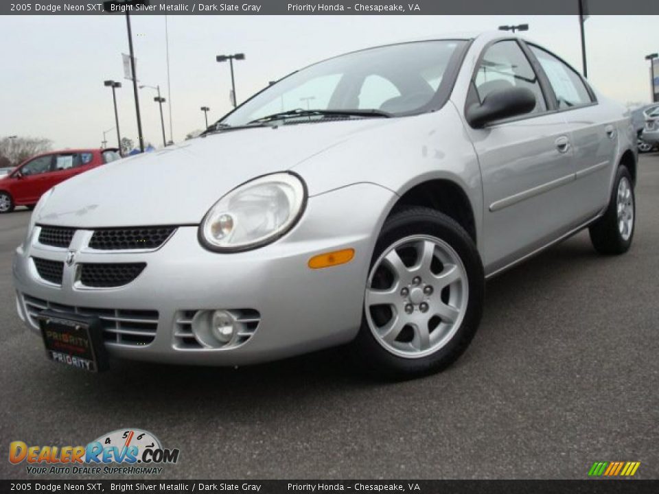2005 Dodge Neon SXT Bright Silver Metallic / Dark Slate Gray Photo #1
