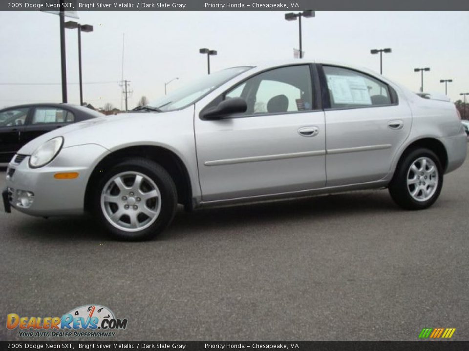 2005 Dodge Neon SXT Bright Silver Metallic / Dark Slate Gray Photo #2