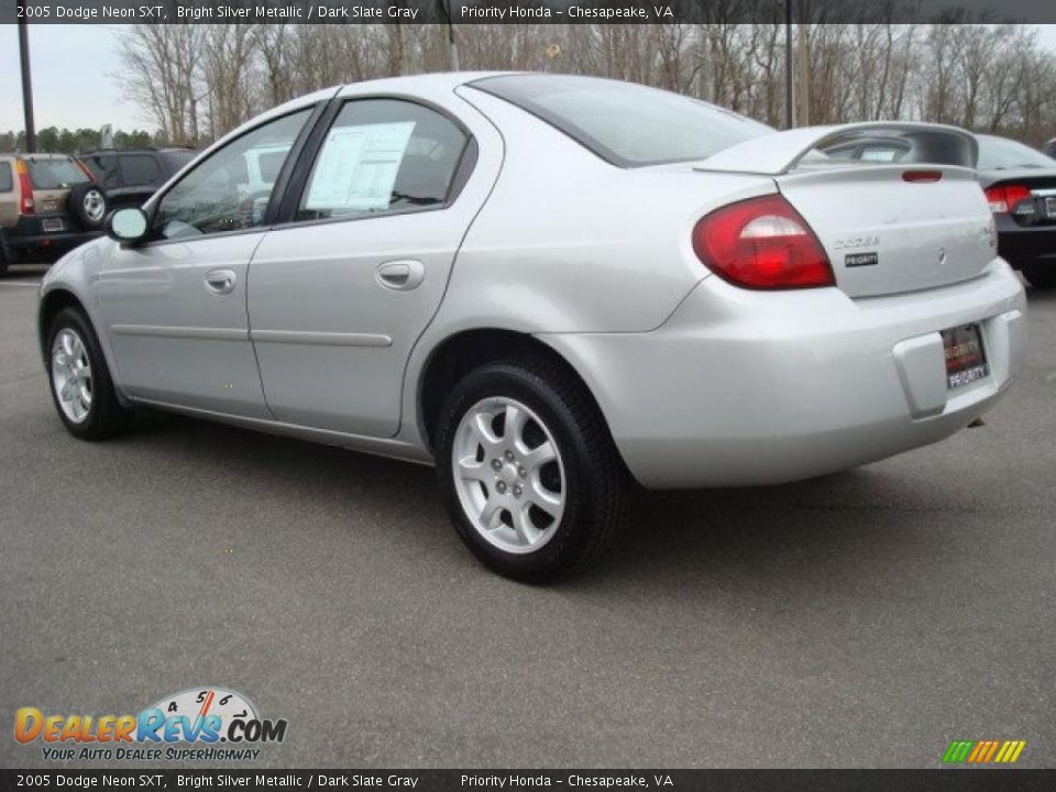 2005 Dodge Neon SXT Bright Silver Metallic / Dark Slate Gray Photo #4