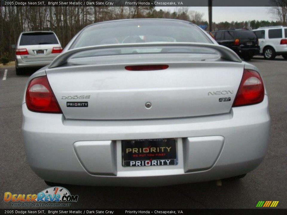 2005 Dodge Neon SXT Bright Silver Metallic / Dark Slate Gray Photo #5