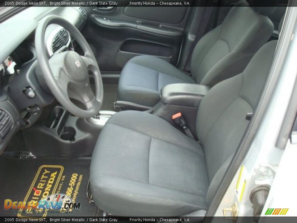2005 Dodge Neon SXT Bright Silver Metallic / Dark Slate Gray Photo #10