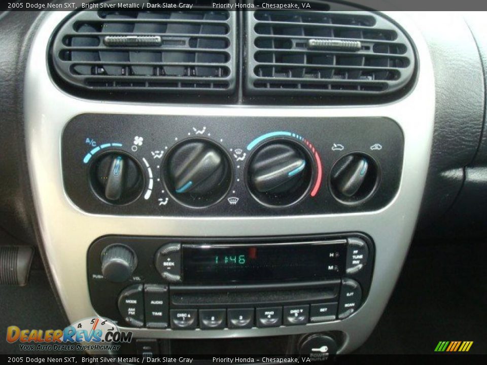 2005 Dodge Neon SXT Bright Silver Metallic / Dark Slate Gray Photo #15