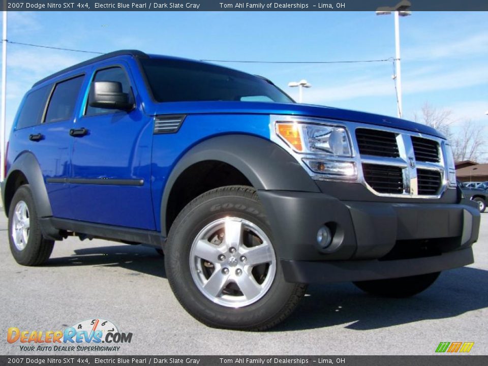 2007 Dodge Nitro SXT 4x4 Electric Blue Pearl / Dark Slate Gray Photo #1