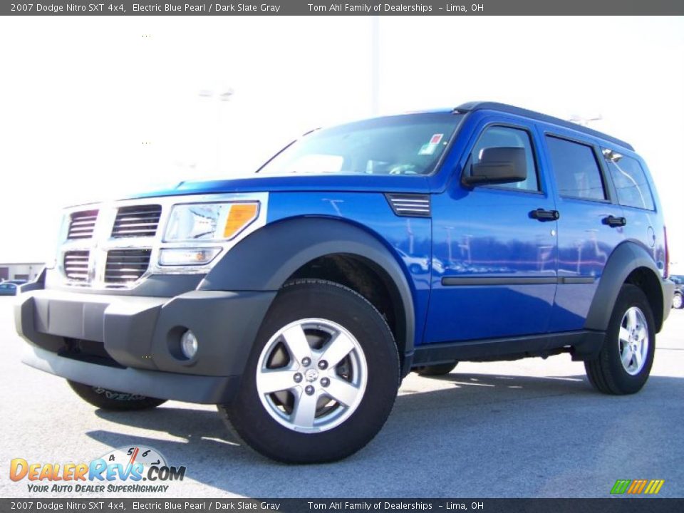 2007 Dodge Nitro SXT 4x4 Electric Blue Pearl / Dark Slate Gray Photo #5