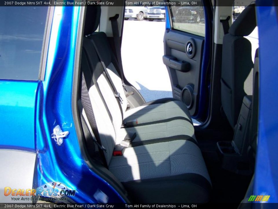 2007 Dodge Nitro SXT 4x4 Electric Blue Pearl / Dark Slate Gray Photo #13