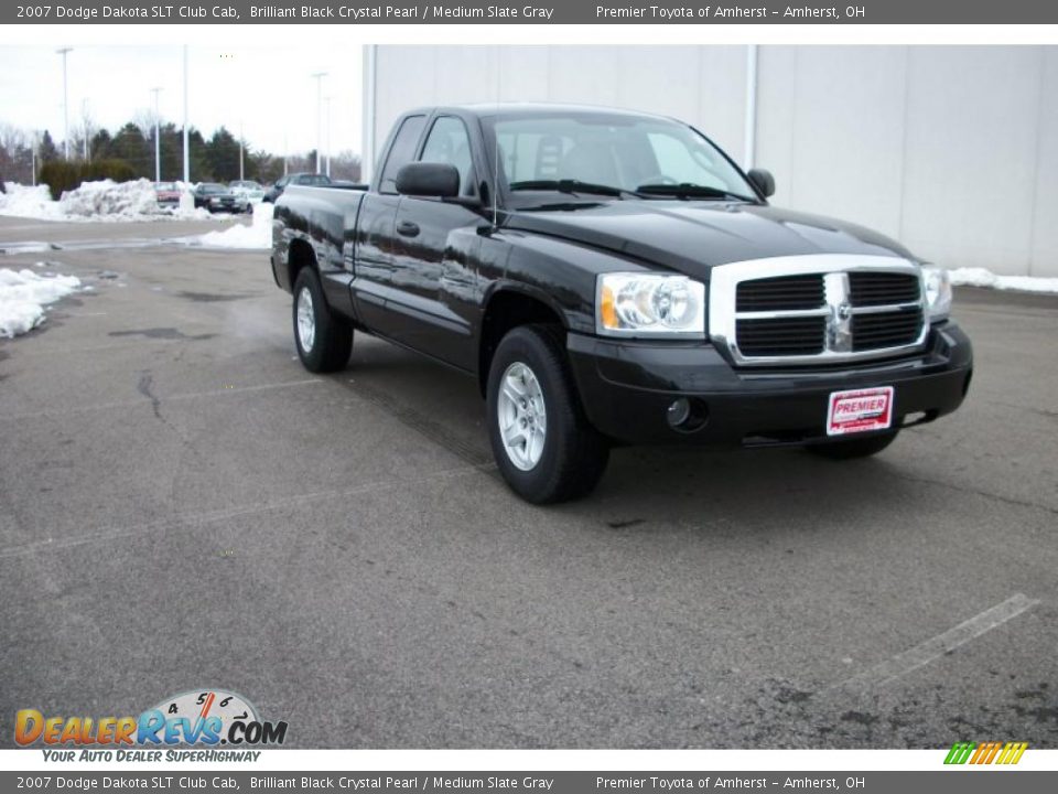 2007 Dodge Dakota SLT Club Cab Brilliant Black Crystal Pearl / Medium Slate Gray Photo #3