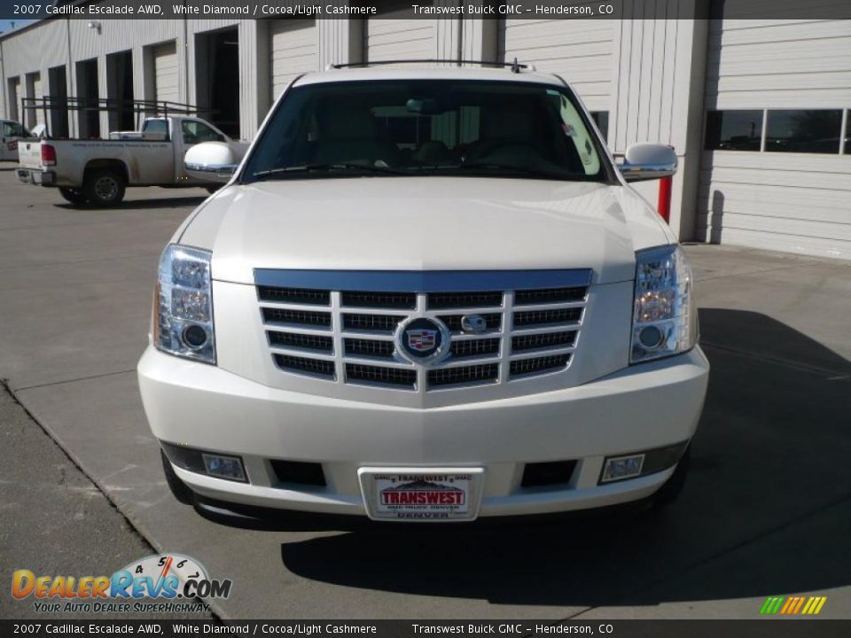 2007 Cadillac Escalade AWD White Diamond / Cocoa/Light Cashmere Photo #2
