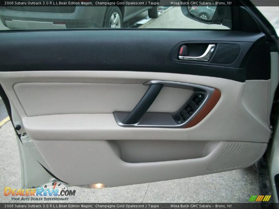 2006 Subaru Outback 3.0 R L.L.Bean Edition Wagon Champagne Gold Opalescent / Taupe Photo #5
