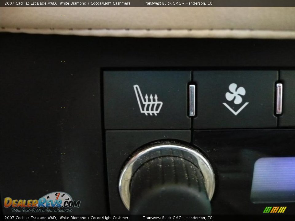2007 Cadillac Escalade AWD White Diamond / Cocoa/Light Cashmere Photo #9