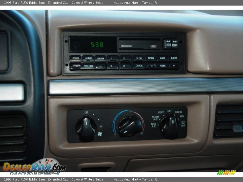 1995 Ford F150 Eddie Bauer Extended Cab Colonial White / Beige Photo #29