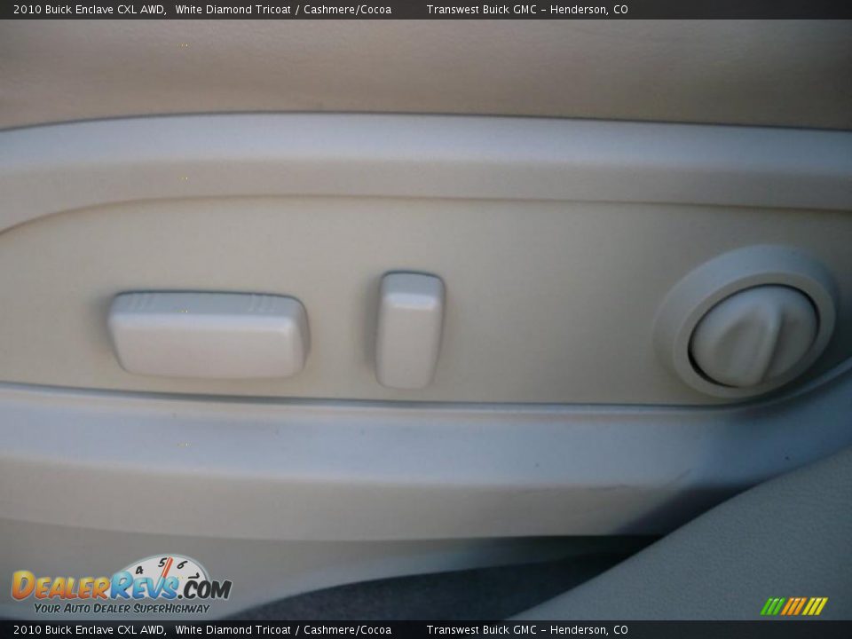 2010 Buick Enclave CXL AWD White Diamond Tricoat / Cashmere/Cocoa Photo #18