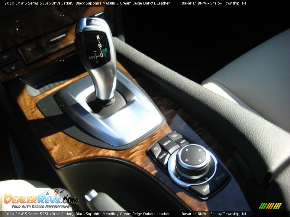2010 BMW 5 Series 535i xDrive Sedan Black Sapphire Metallic / Cream Beige Dakota Leather Photo #14