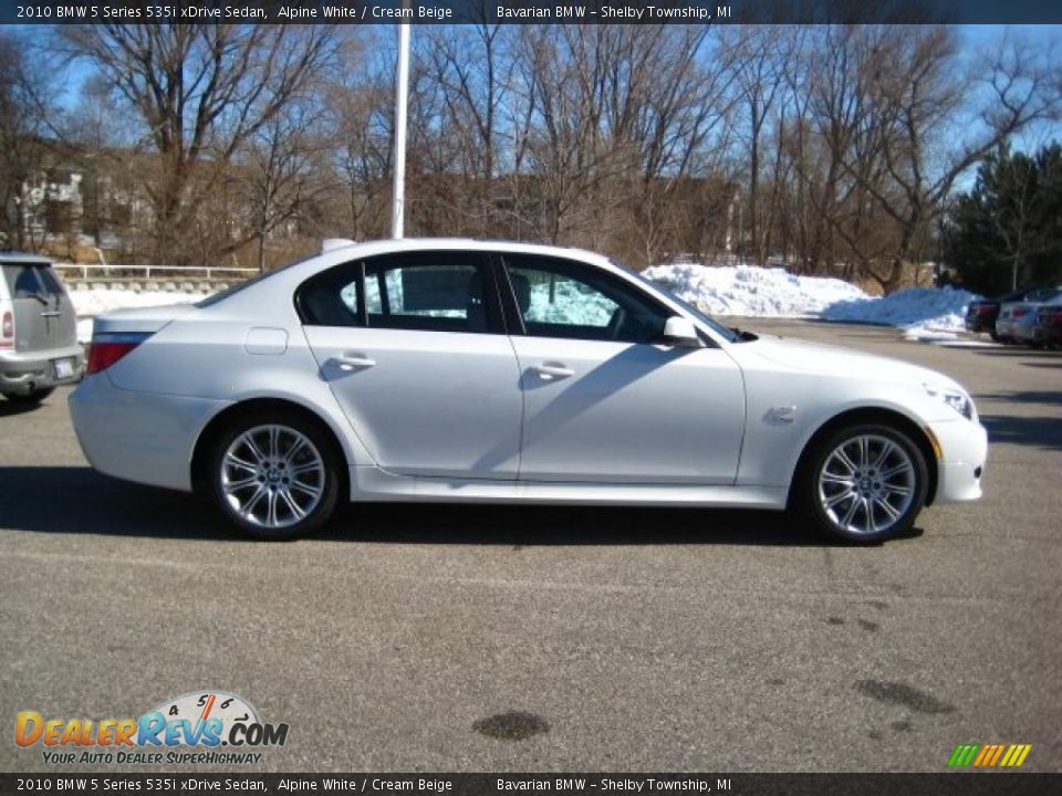 2010 BMW 5 Series 535i xDrive Sedan Alpine White / Cream Beige Photo #6