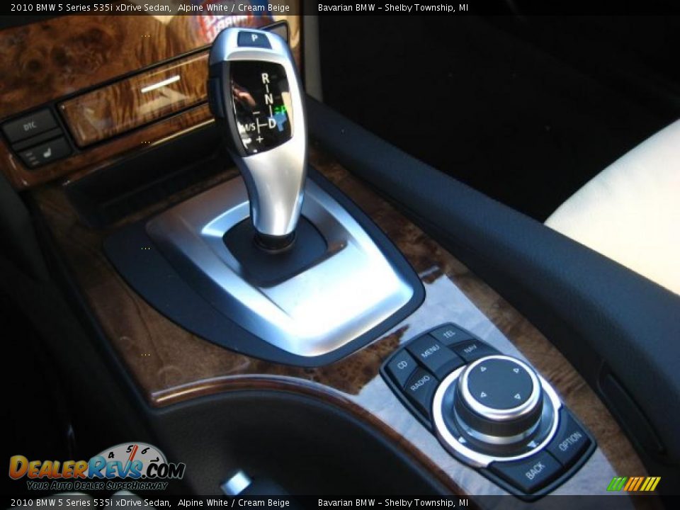 2010 BMW 5 Series 535i xDrive Sedan Alpine White / Cream Beige Photo #14